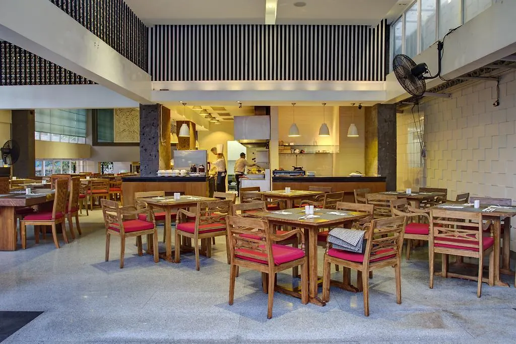 Singkenken Boutique Hotel 塞米亚克