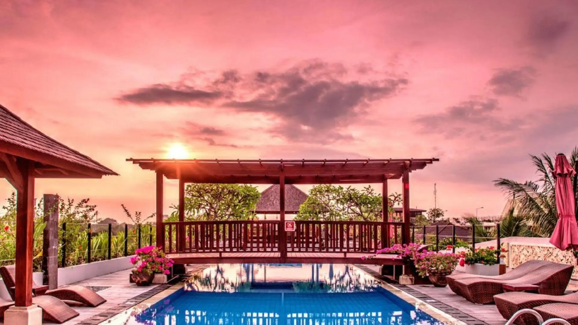 Singkenken Boutique Hotel 塞米亚克