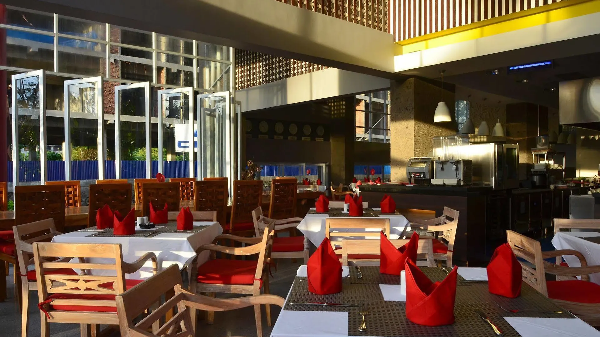 Singkenken Boutique Hotel 塞米亚克